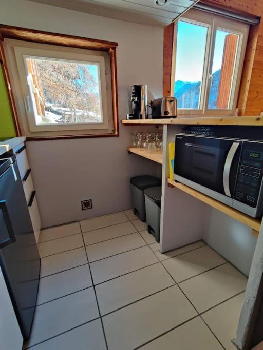 Chalet Ailleurs Appartement A Molines En Queyras Exteriör bild